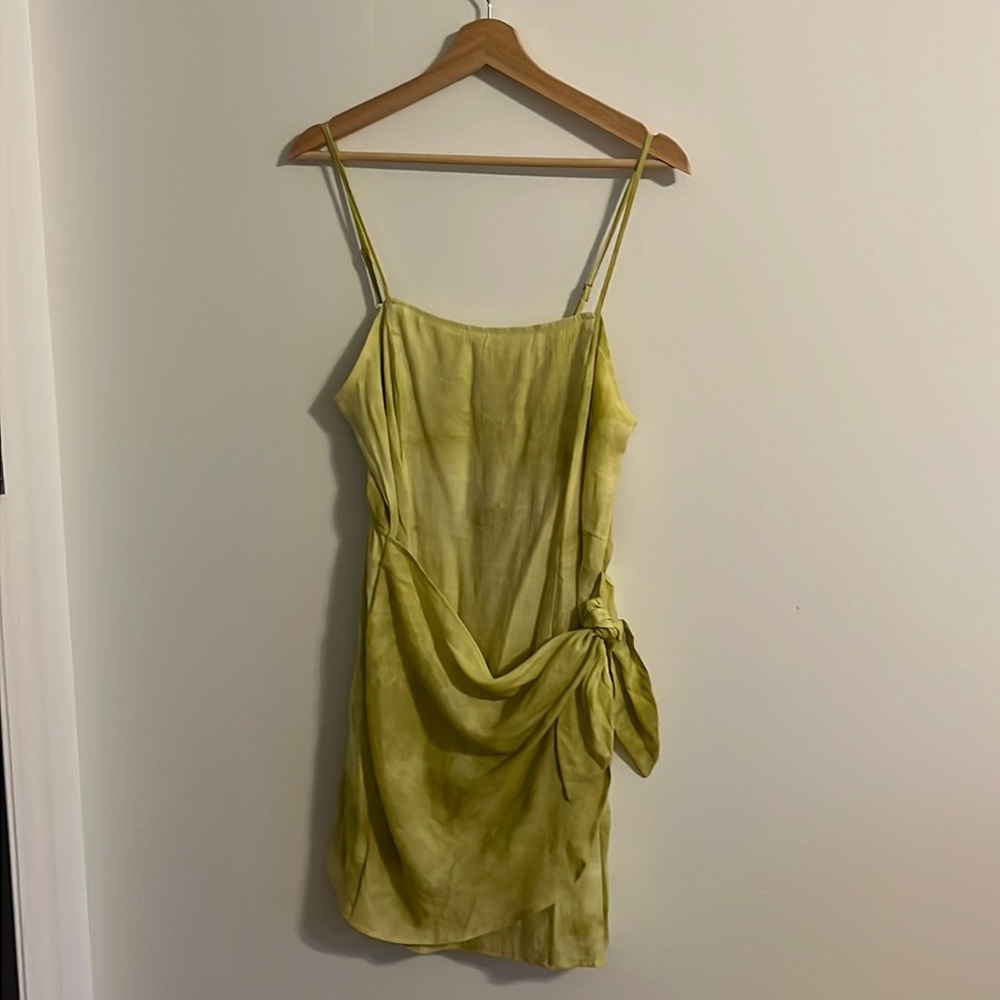 E&M yellow tie dye spaghetti strap wrap dress size large